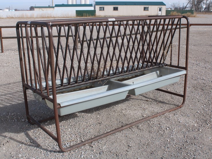 #2076-•-horse-hay-and-grain-feeder-image-1