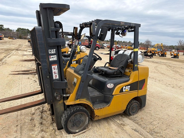 2021-caterpillar-2c6000-image-2