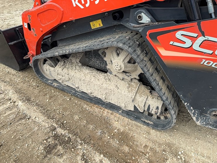 2022-kubota-scl1000-image-5