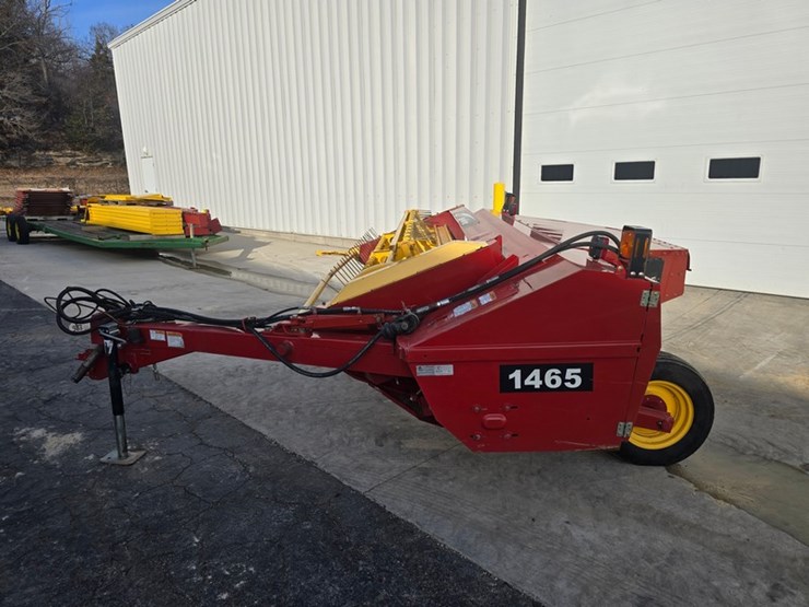 new-holland-1465-image-2