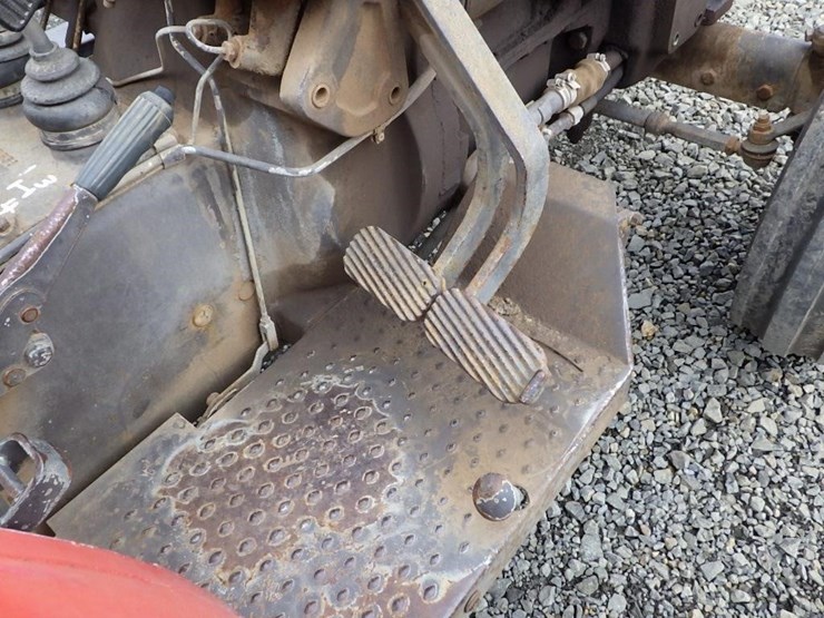 massey-ferguson-mf154/2s-tractor-image-24