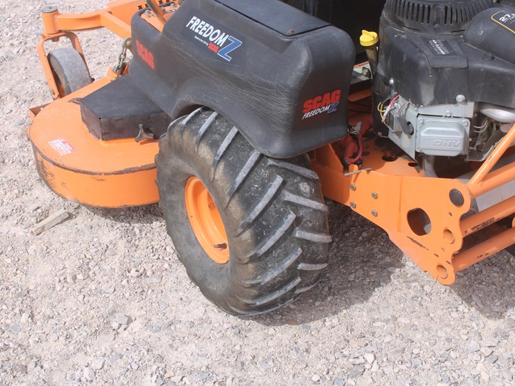 #1092-•-2010-scag-freedom-z-lawn-mower-image-21