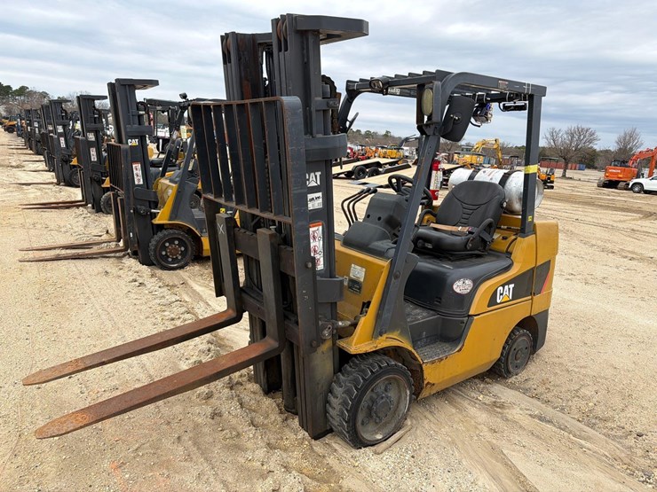 2021-caterpillar-2c6000-image-3