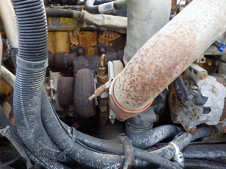 2007-peterbilt-335-image-19