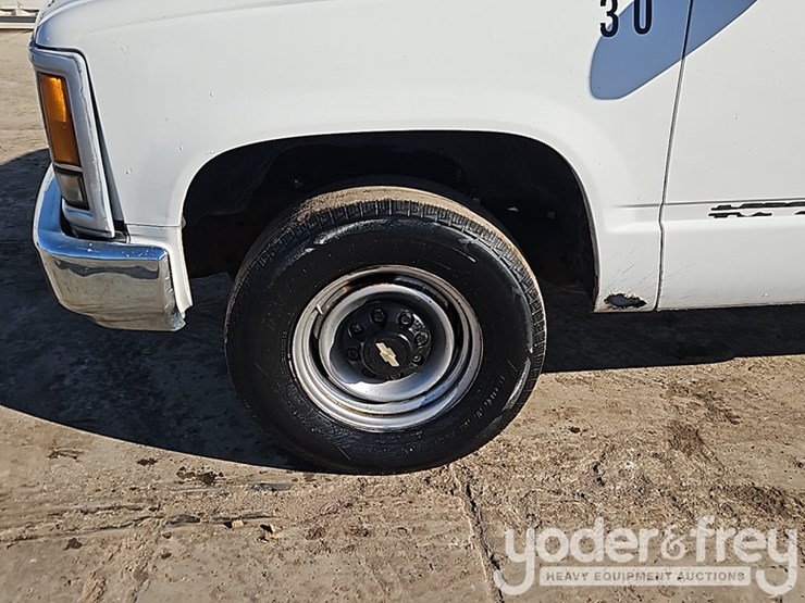 1995-chevrolet-1500-image-10