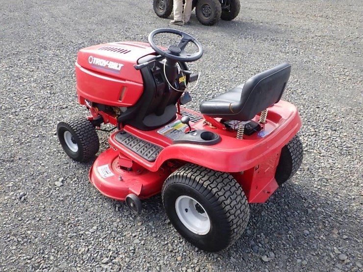 troy-bilt-super-bronco-image-7