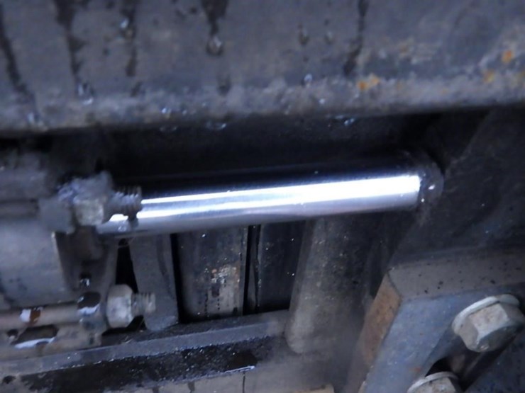 yale-gp050tgnuae084-forklift-image-15