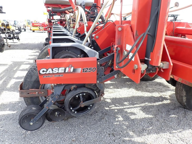 case-ih-1250-image-4
