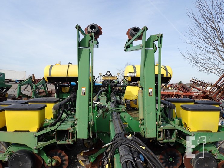 john-deere-1770-image-4