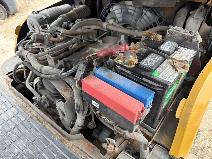 2021-caterpillar-2c6000-image-12