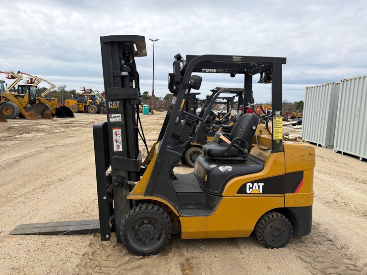 2021-caterpillar-2c6000-image-1