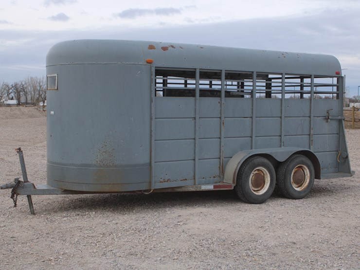 #3010-•-1995-calico-bumper-pull-16ft-livestock-trailer-image-2