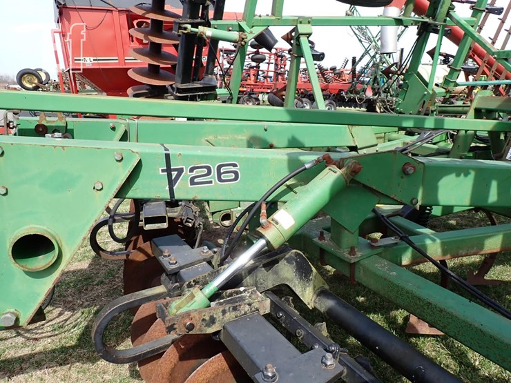 john-deere-726-image-14