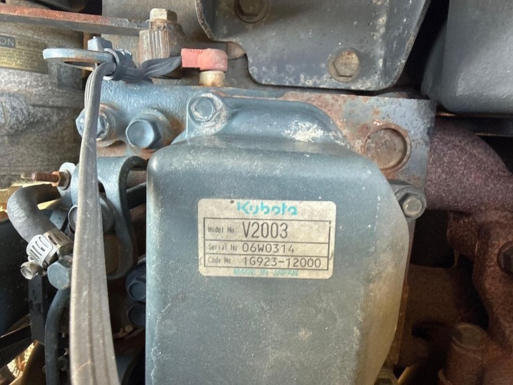 2007-bobcat-5600-toolcat-image-24