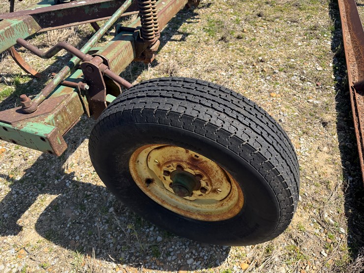 john-deere-100-image-8