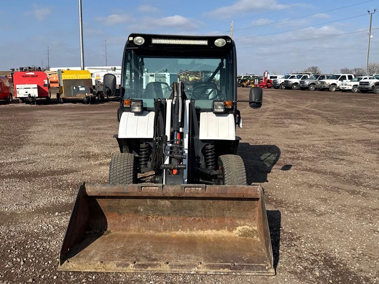 2007-bobcat-5600-toolcat-image-8