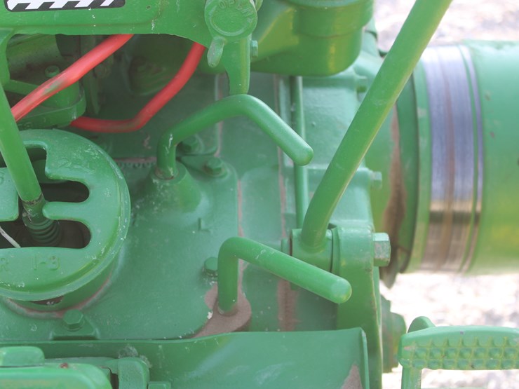 john-deere-b-image-32
