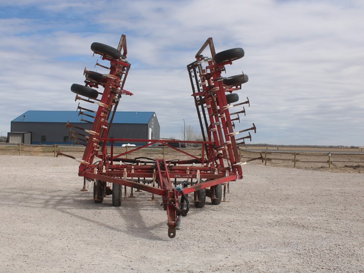 #1063-•-willrich-field-cultivator-with-finisher-image-11