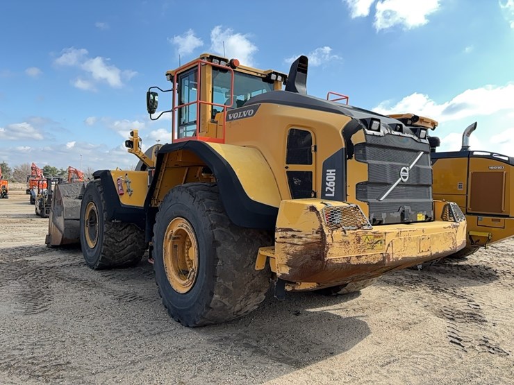 2018-volvo-l260h-image-4