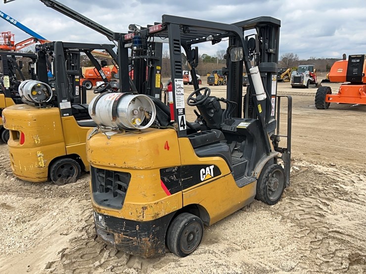 2021-caterpillar-2c6000-image-3