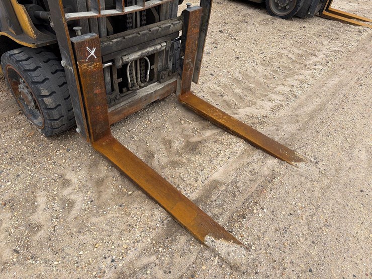 2021-caterpillar-2c6000-image-5