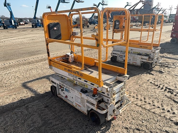 2016-hy-brid-lifts-hb-1430-image-4