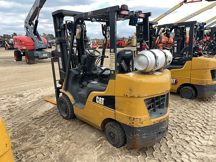 2021-caterpillar-2c6000-image-4