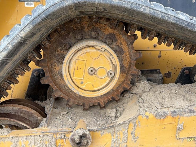 2019-caterpillar-279d-image-9
