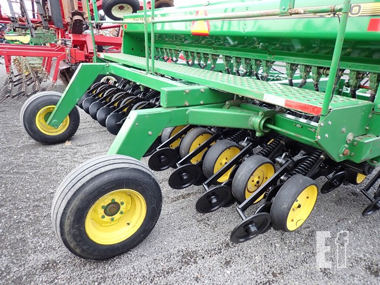 john-deere-750-image-10