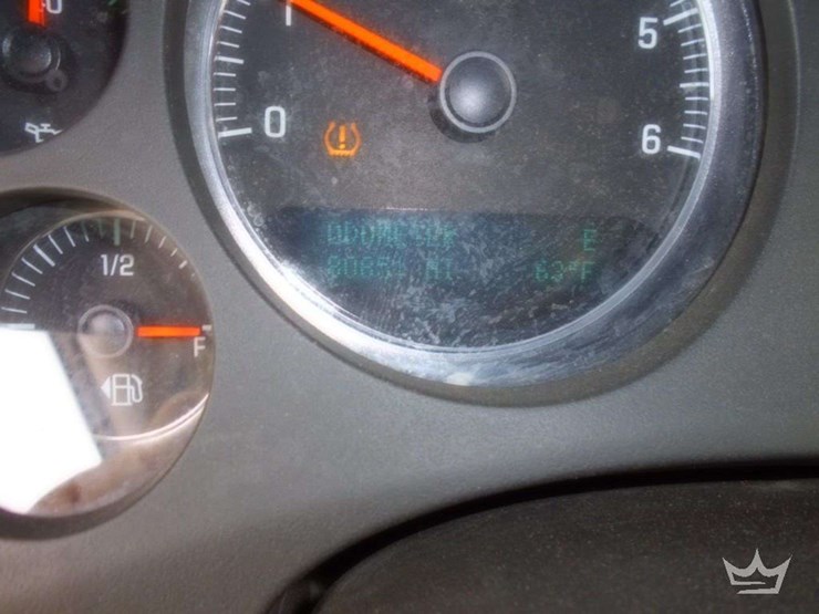 2013-chevrolet-tahoe-image-10