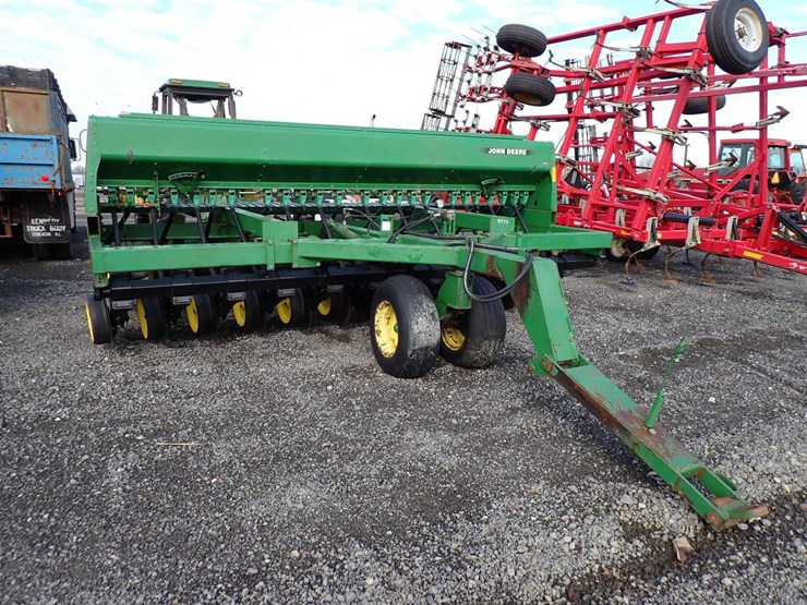 john-deere-750-image-2