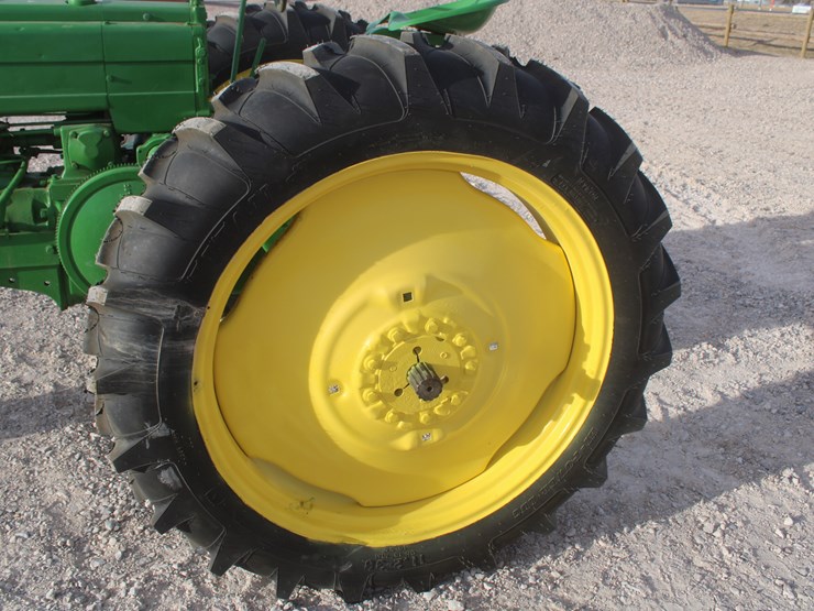 john-deere-b-image-22