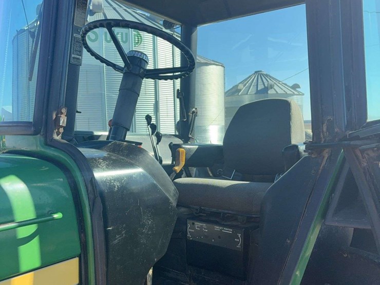 1981-john-deere-4440-image-24