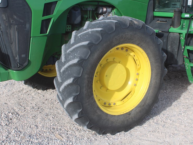 2009-john-deere-8330-image-17