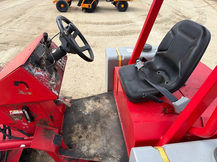 2016-broce-bw260-image-7