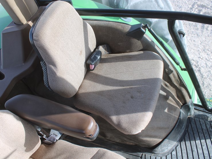 2009-john-deere-8330-image-89