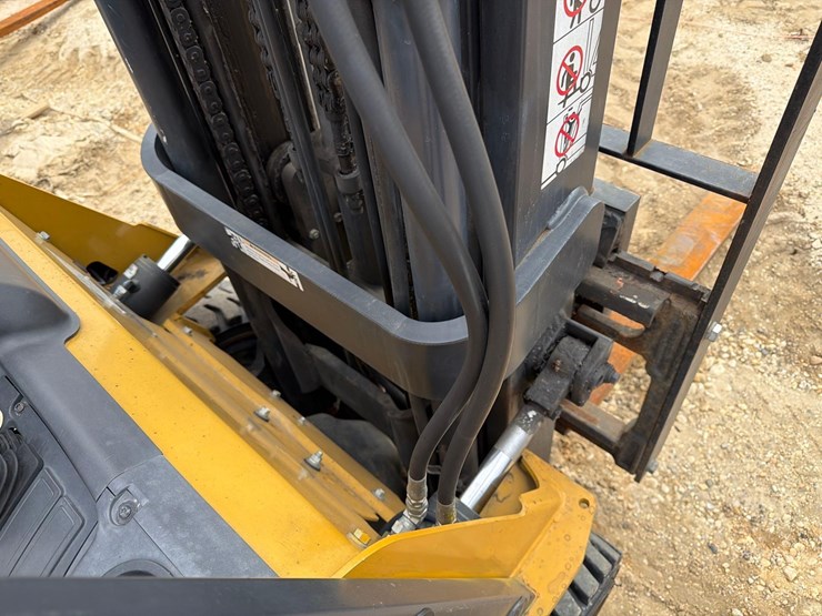 2021-caterpillar-2c6000-image-6