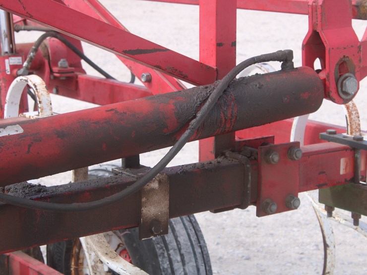 #1063-•-willrich-field-cultivator-with-finisher-image-46