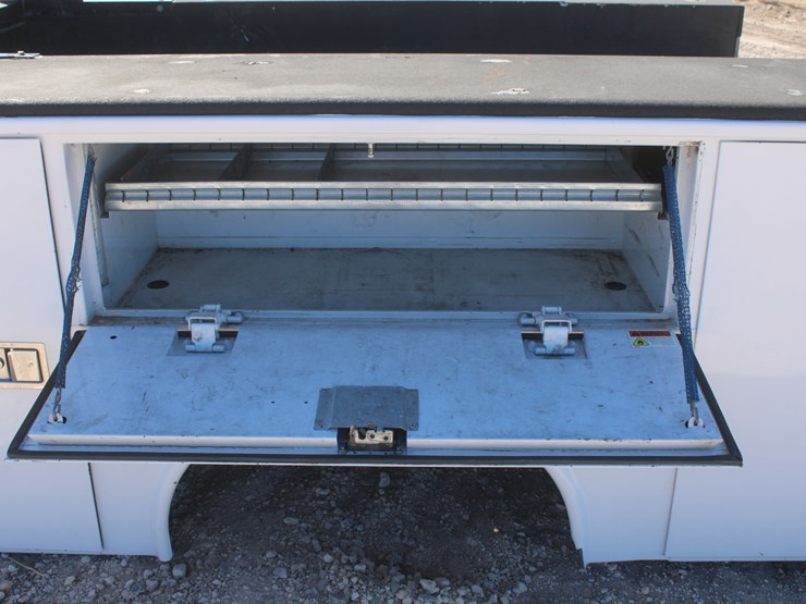 #3045-•-reading-tool-body-pickup-bed-image-12