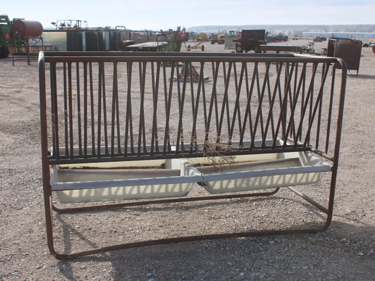 #2076-•-horse-hay-and-grain-feeder-image-4