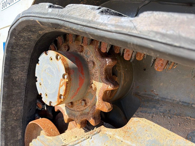 takeuchi-tl8r2-image-12