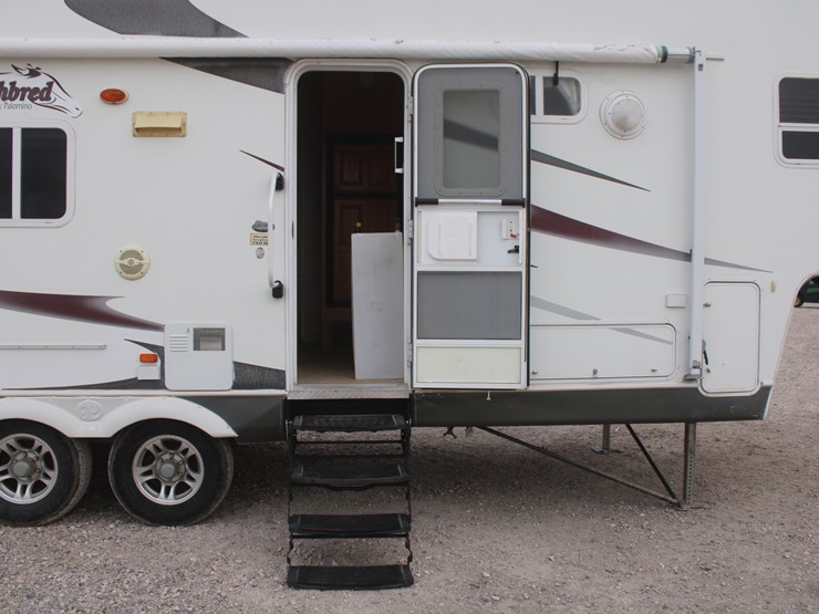 #3000-•-2007-palomino-ultra-lite-thoroughbred-f830re-30ft-camper-trailer-image-26