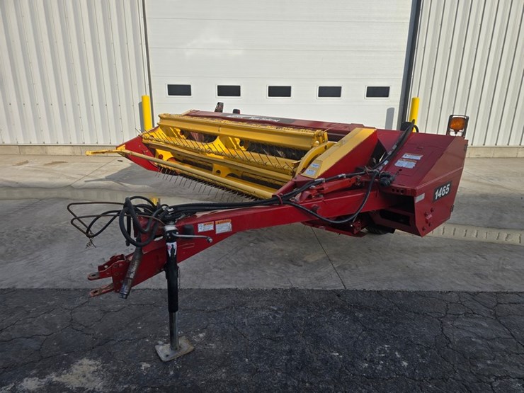 new-holland-1465-image-1