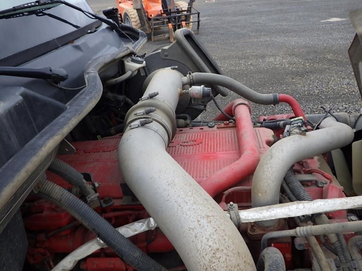 2016-international-prostar-image-29