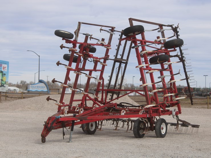 #1063-•-willrich-field-cultivator-with-finisher-image-2