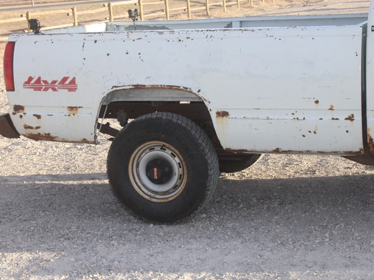 #3038-•-1992-gmc-seirra-single-cab-pickup-image-33