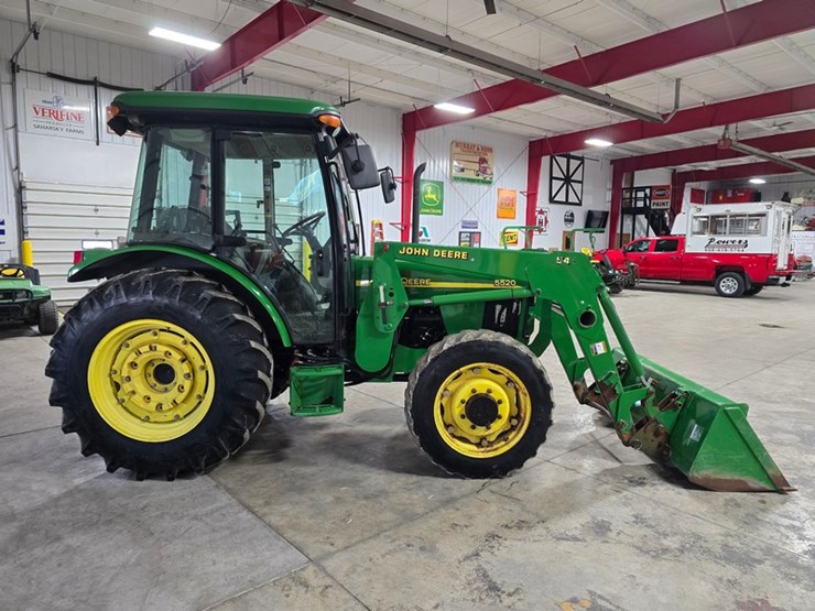john-deere-5520-image-6