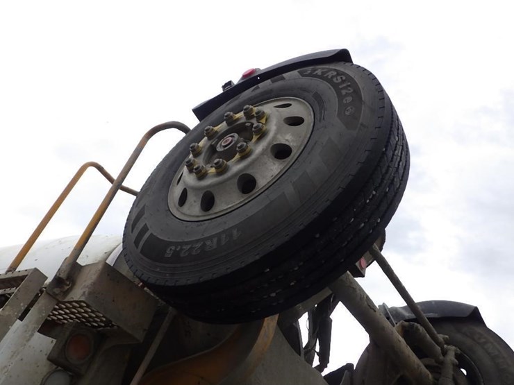 2006-peterbilt-357-image-26