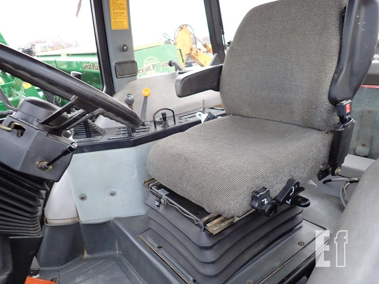 case-ih-5140-image-17