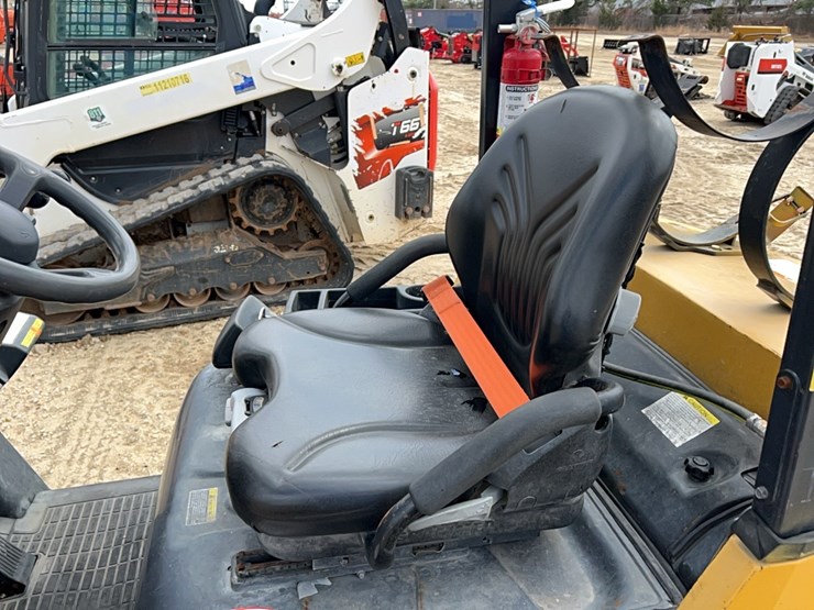 2021-caterpillar-2c6000-image-7